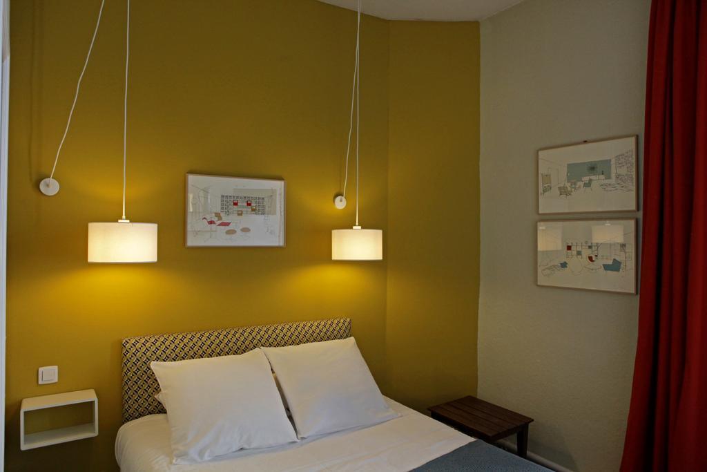 Hotel Auberge Des Remparts 라발 외부 사진